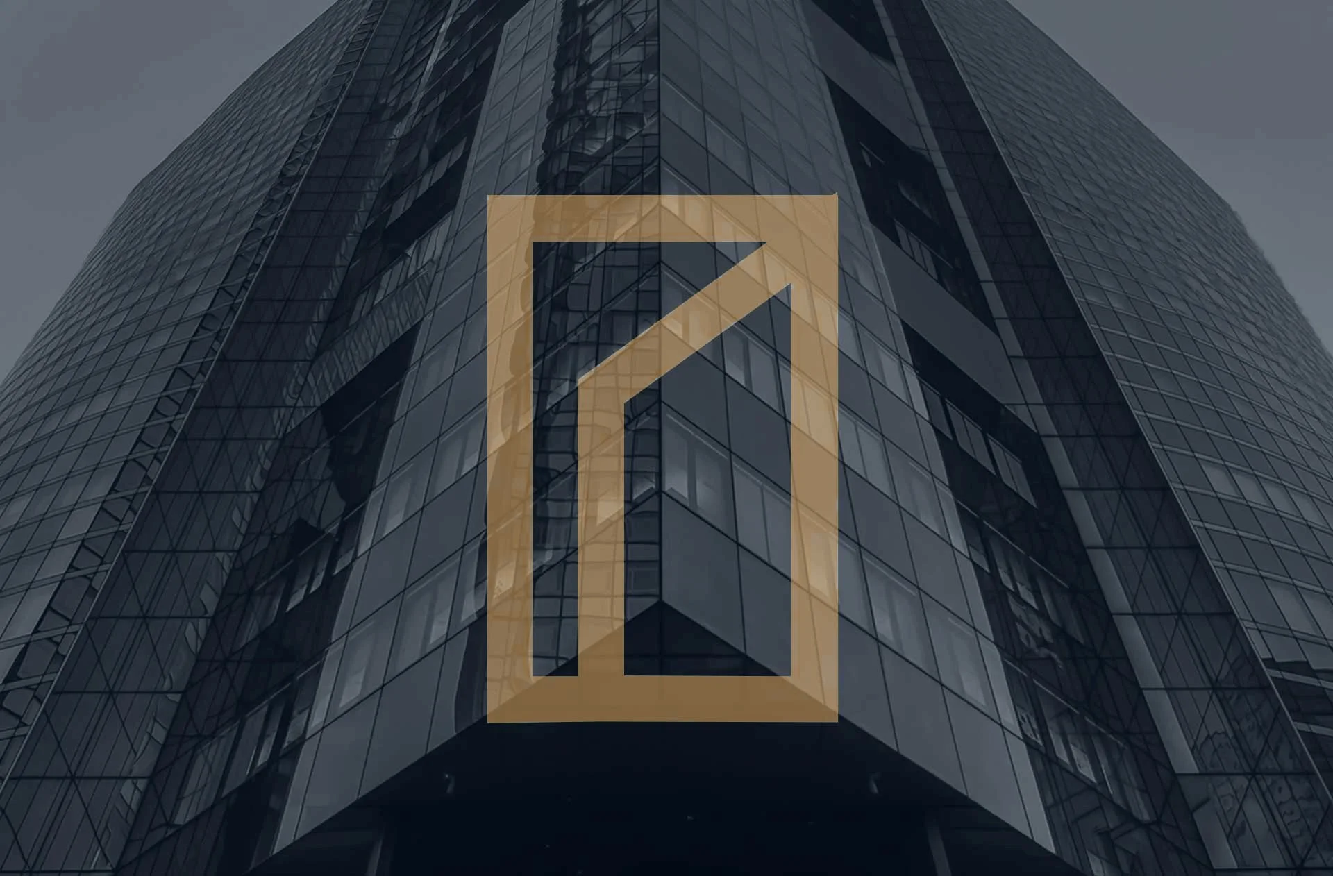 Conde Prates — Edifício corporativo em Centro, Curitiba